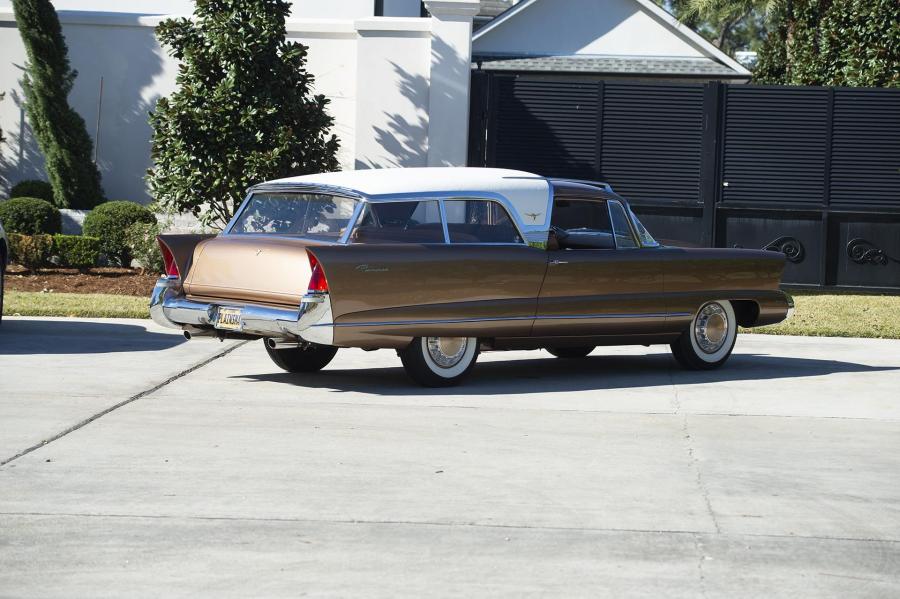  Chrysler-Plymouth Plainsman Concept Car 1956 года  (фото 3 из 24)